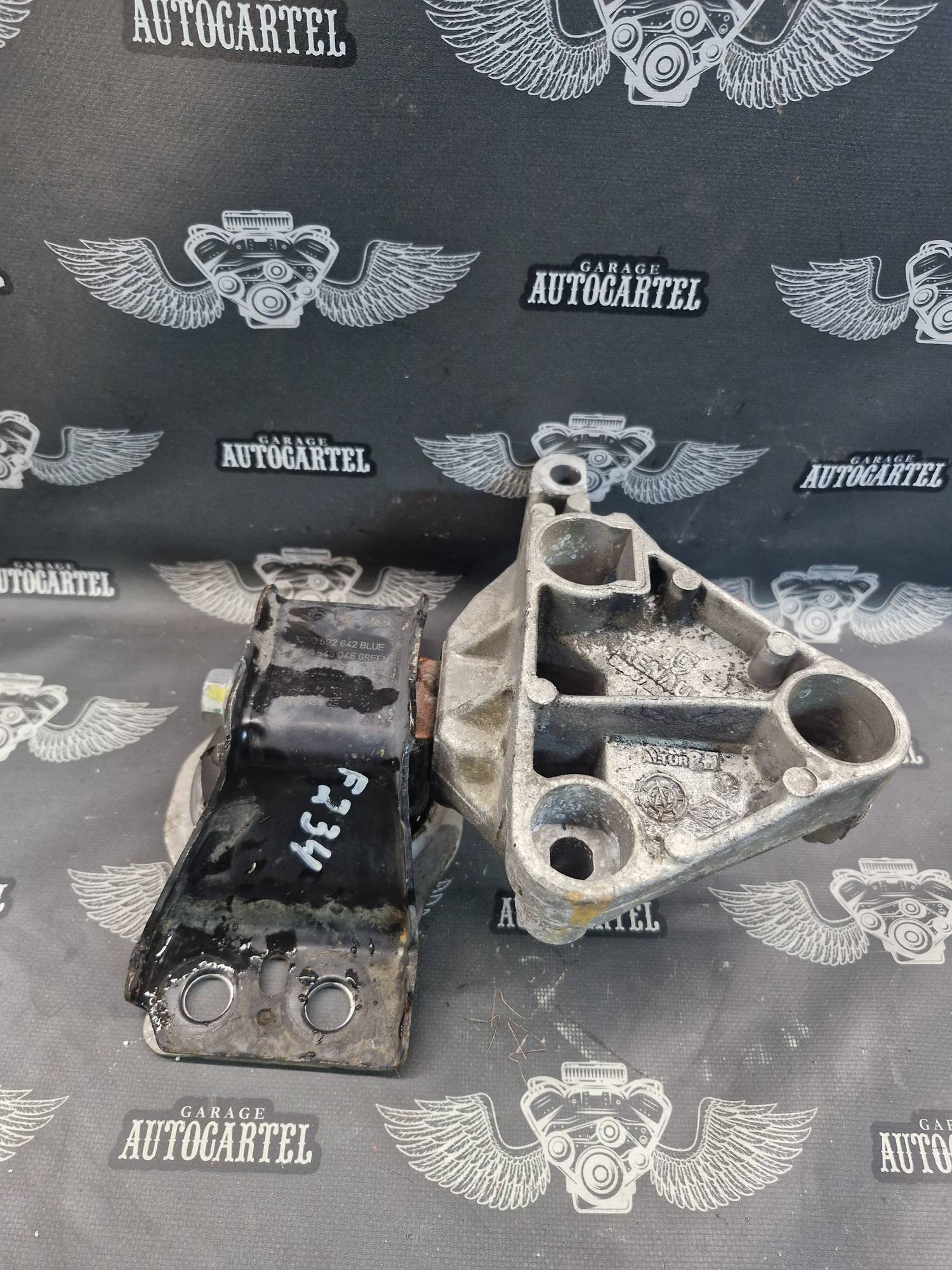 8200592642 подушка двигуна права Renault Megane 2