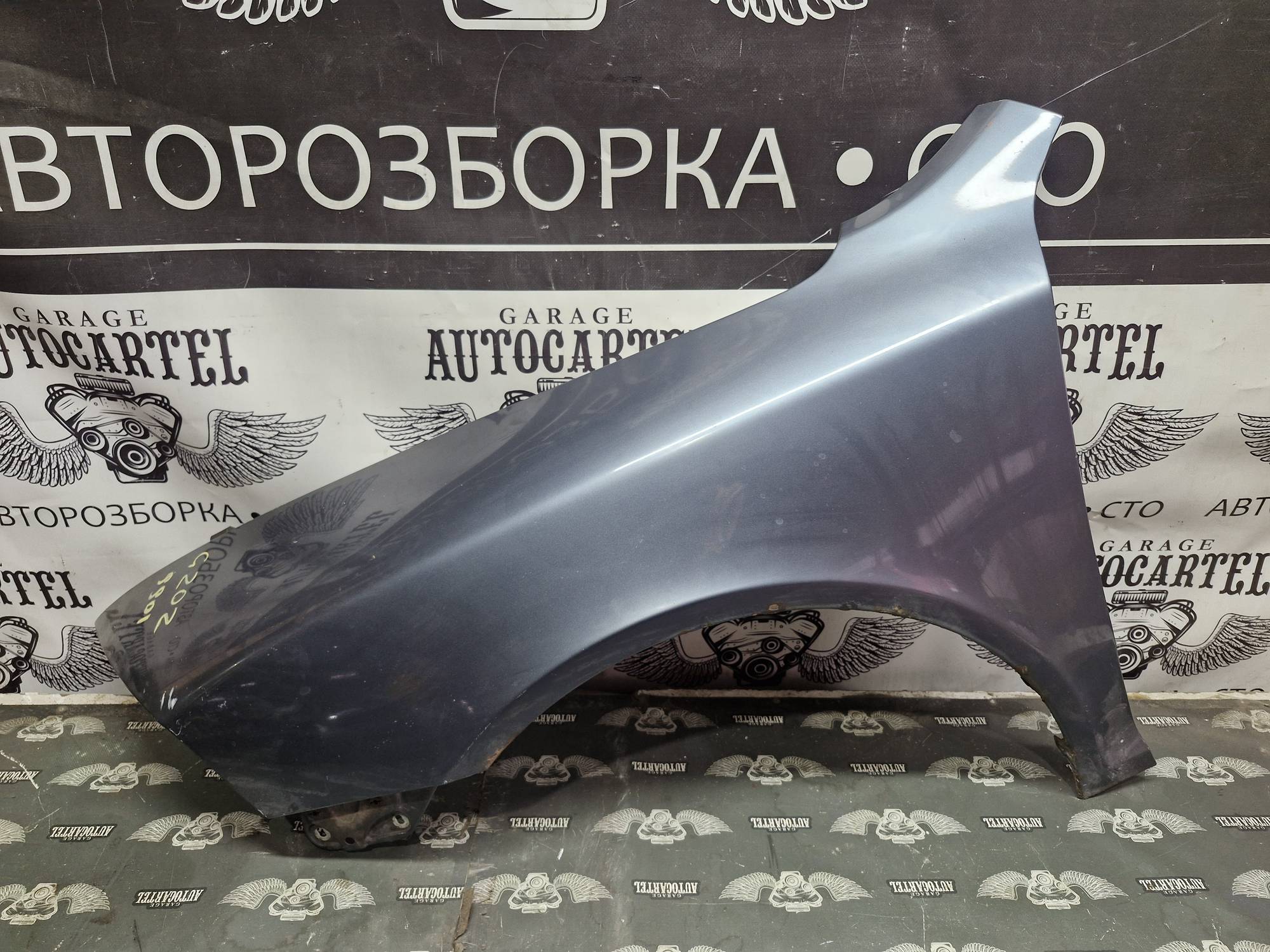Крило переднє ліве Skoda Octavia A5 2004-2008 21765582