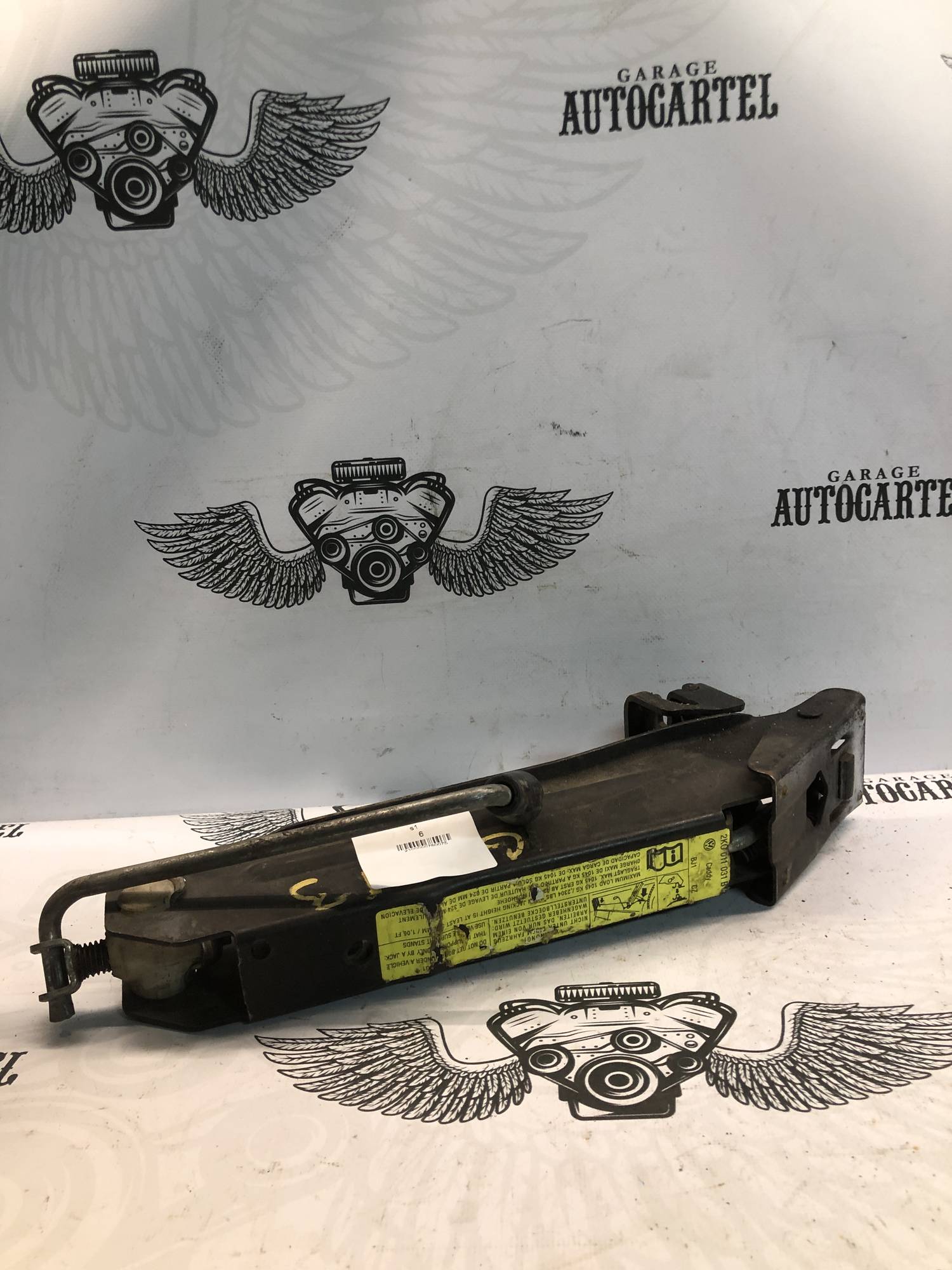 Домкрат Volkswagen Caddy 2003-2020 2K0011031B