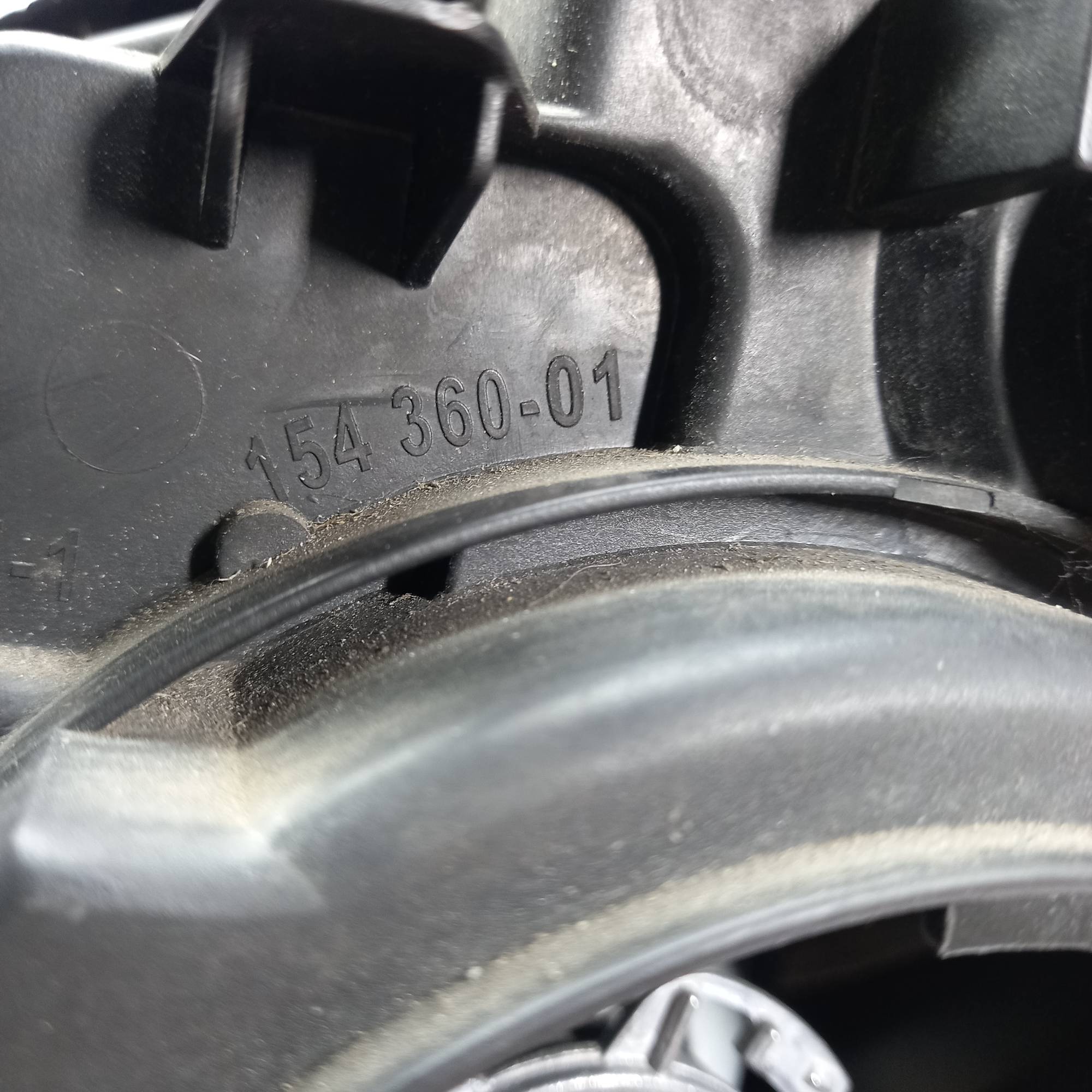 Фара передня права Mercedes E-Class W211 2006 рр. 15436001