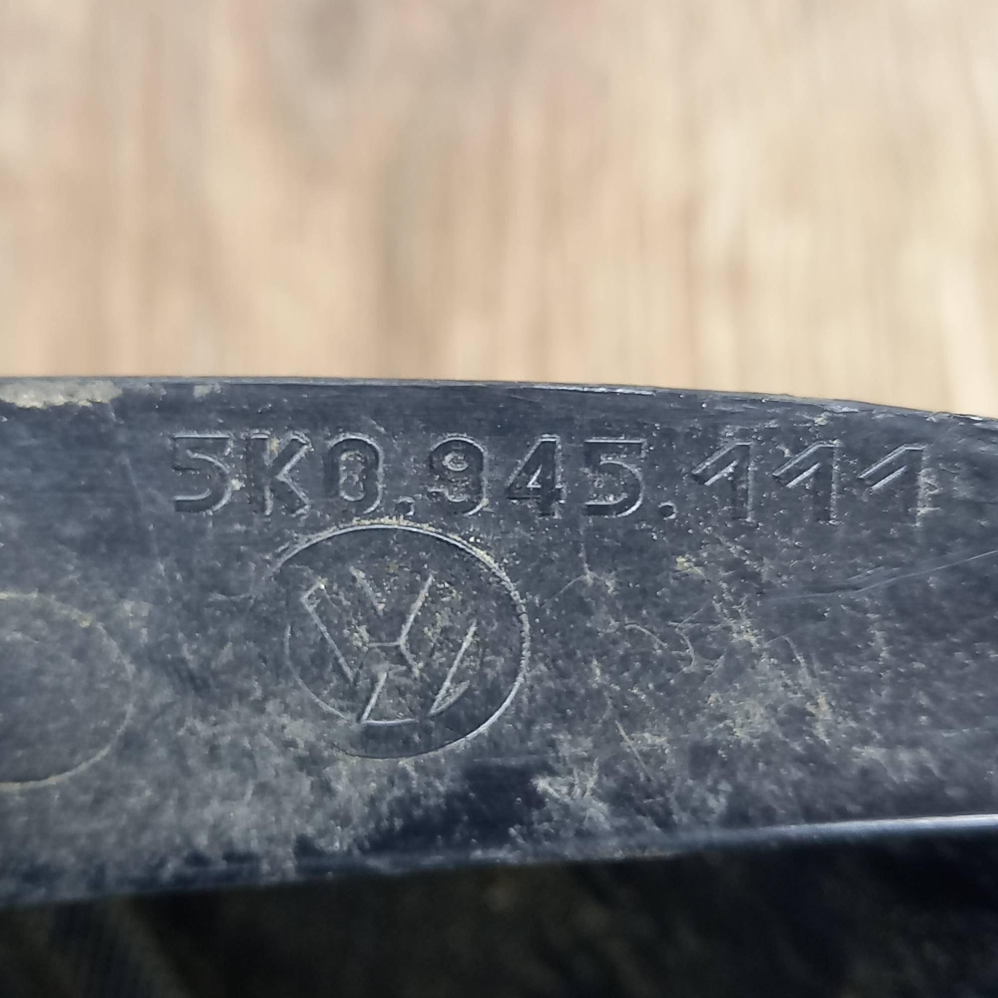Ліхтар задній лівий Volkswagen Golf VI 1997-2006, 5k0945111