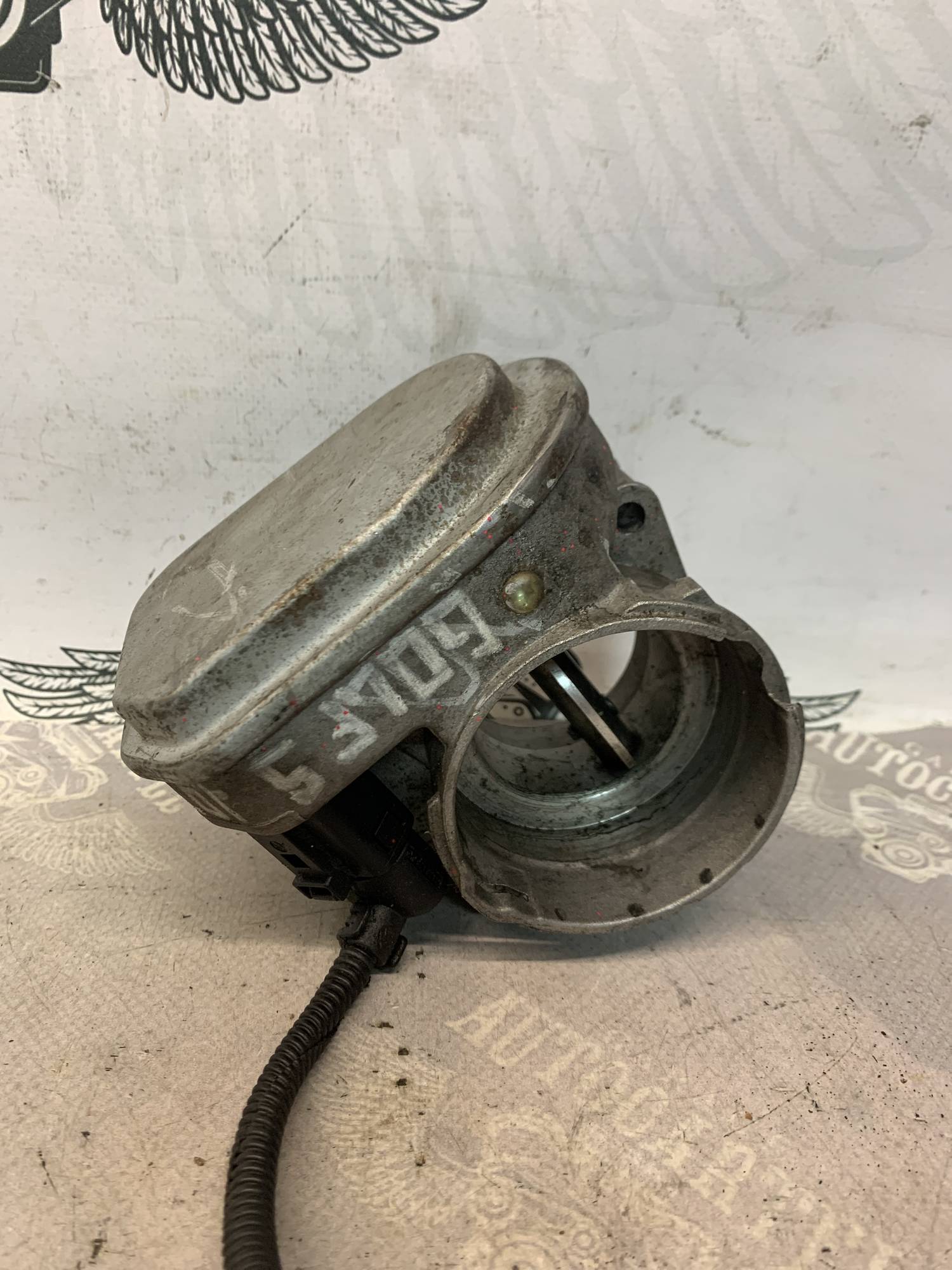 Дросельна заслінка VEMO V10-81-0011 Volkswagen GOLF 1.9 v10-81-0011, 987068751