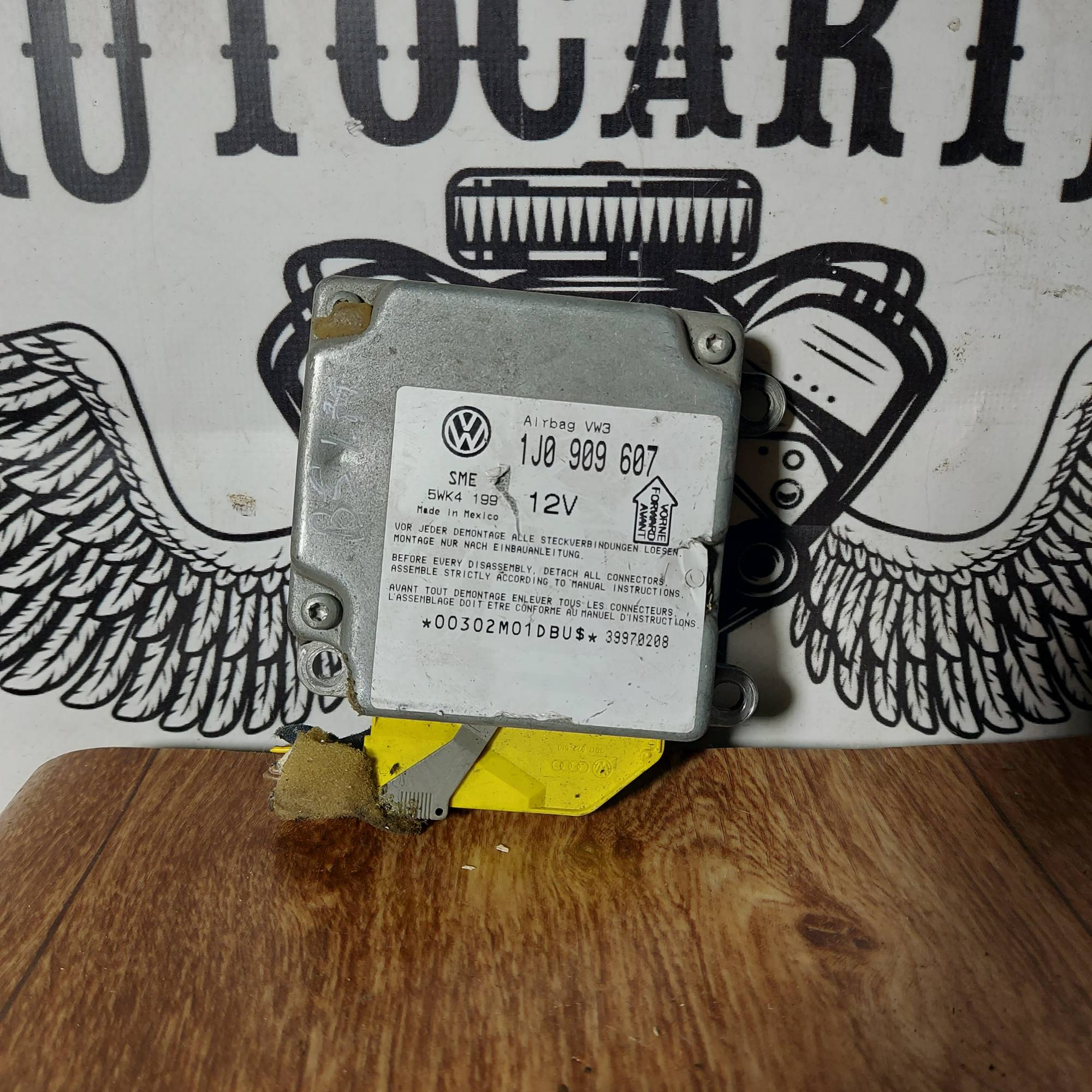 Блок управління Airbag VW Passat B5 2002-2008 1J0909607 5WK4199