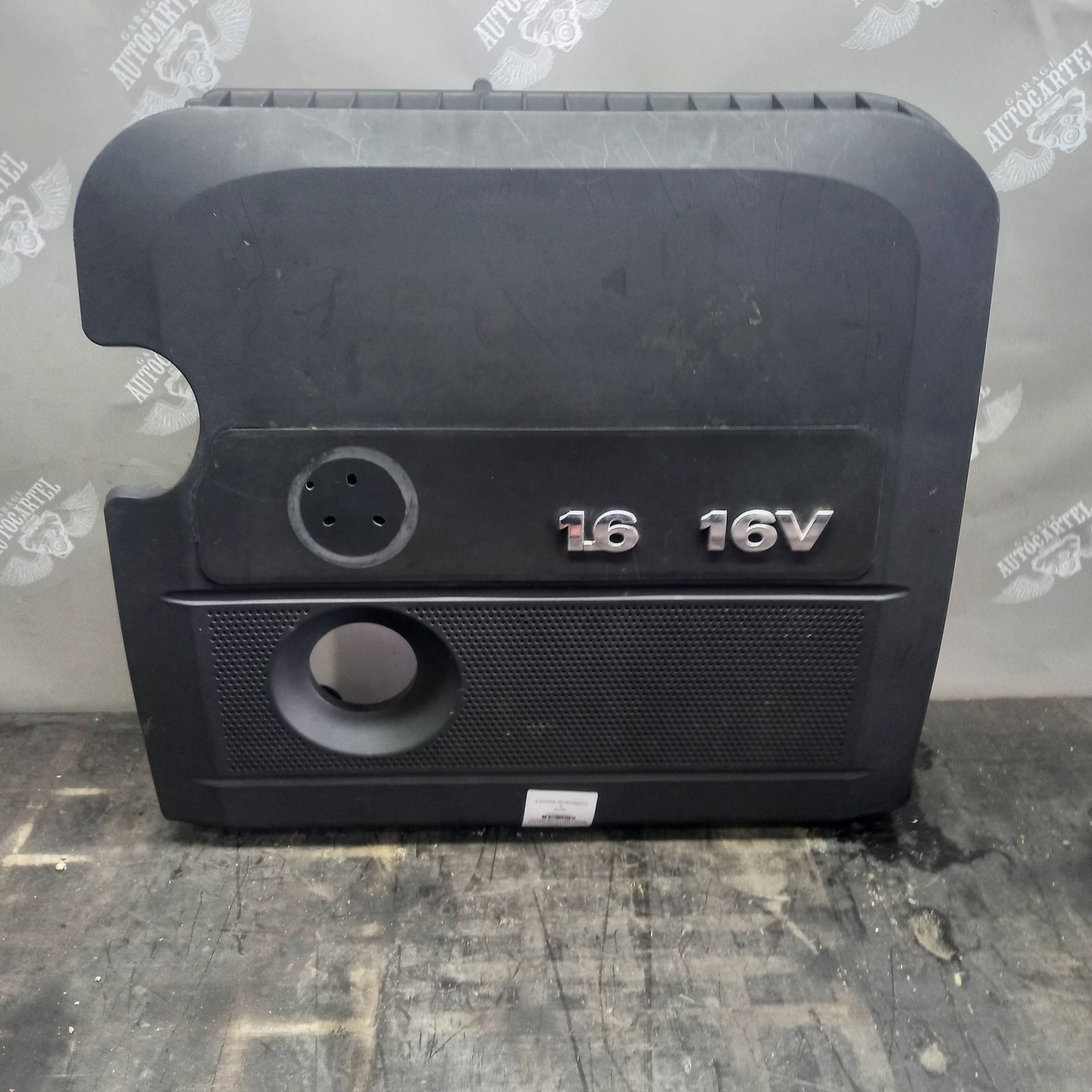 Кришки двигуна VW Polo Golf Skoda Fabia 1.6 036129607be