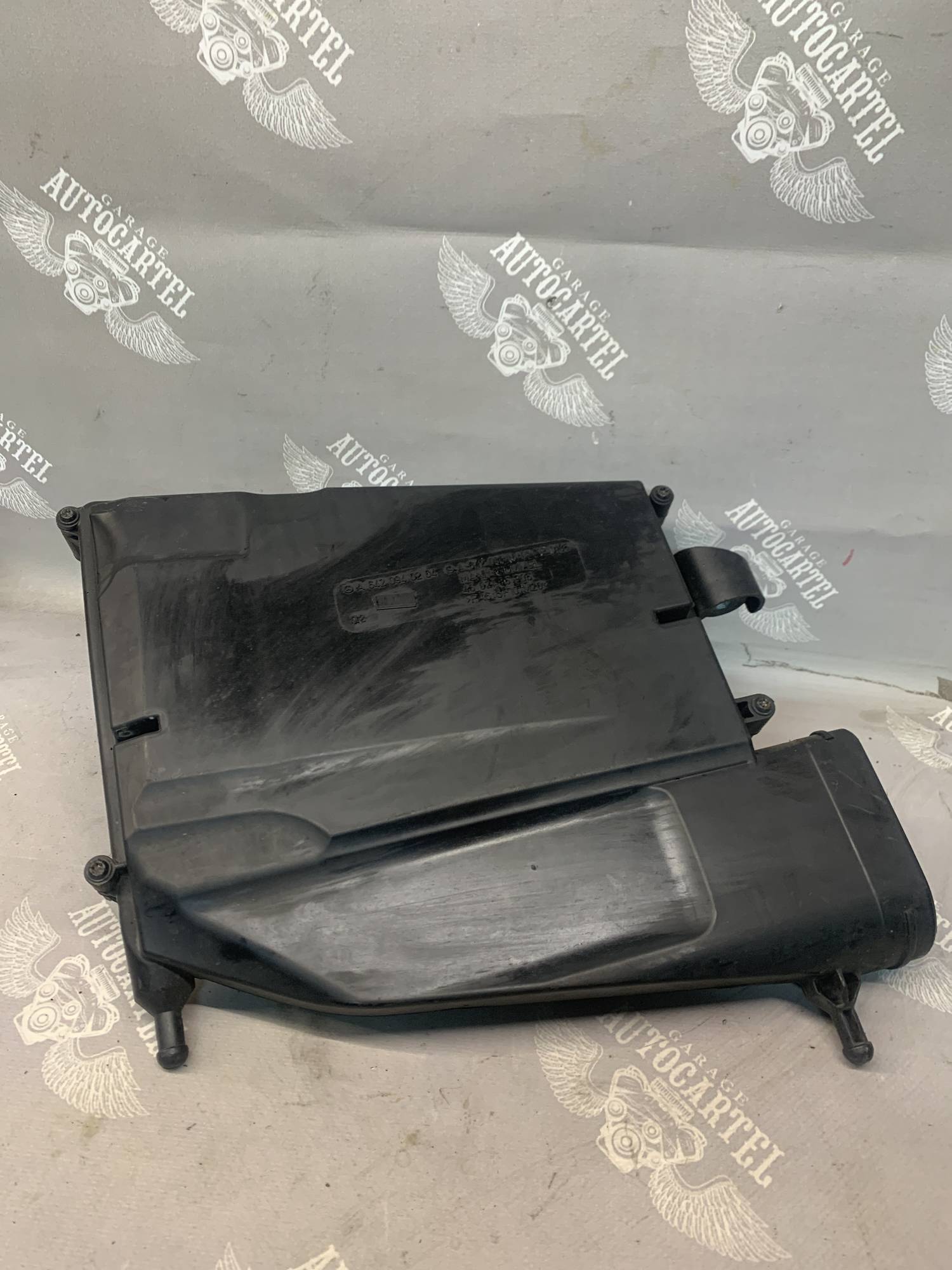 a6420901601 корпус повітряного фільтра Mercedes E W211 3.0 2003-2009