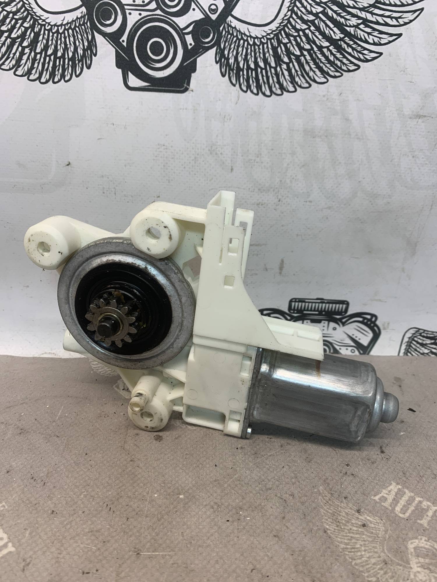 Моторчик скла зад правий volvo v50 Ford C-Max, Focus 2 fr0160043-0b, 992764-100
