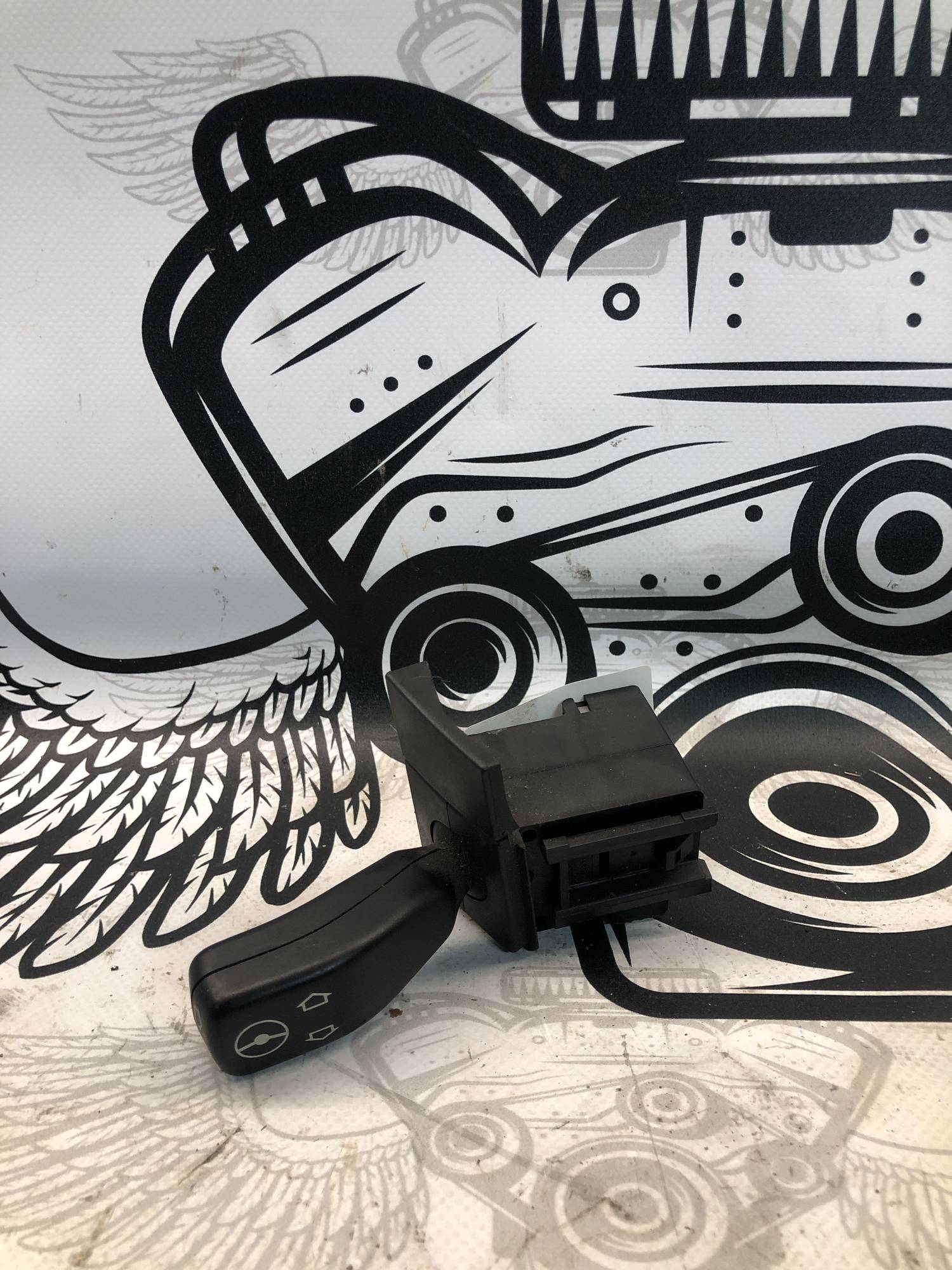 Підрульовий перемикач лівий 8373901 BMW X5 E53 00-07, 7 E38 94-01, 5 E39 97-04 (8373901, 61318373901