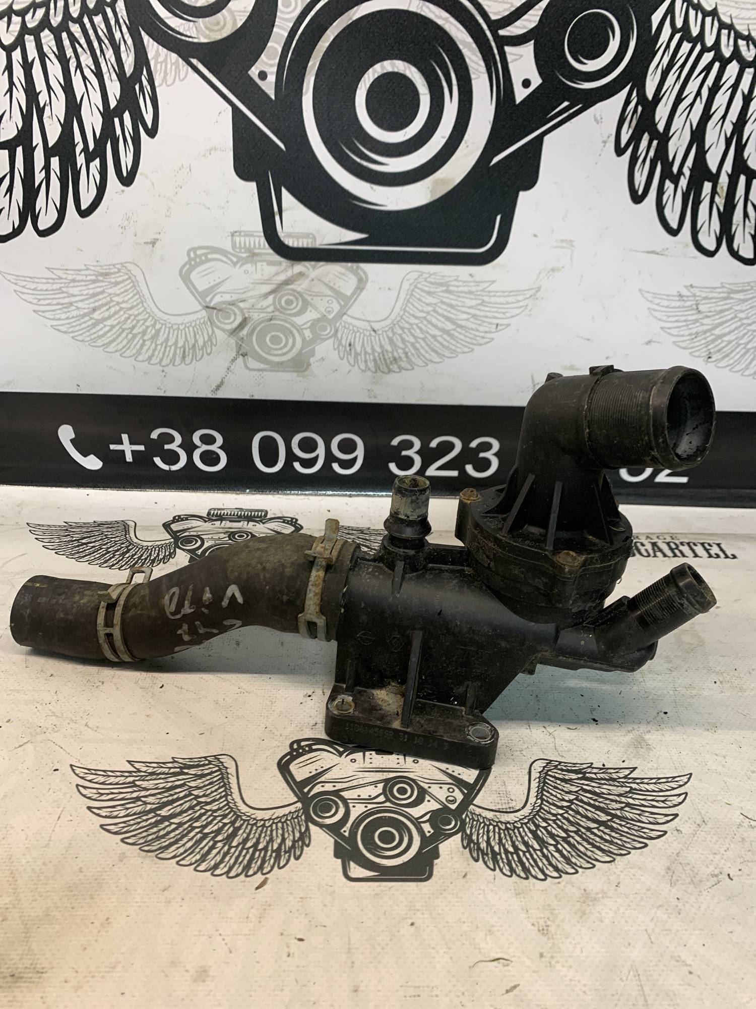 Корпус термостата Renault Scenic, Grand Scenic, Megane 1.6DCI 110614599r