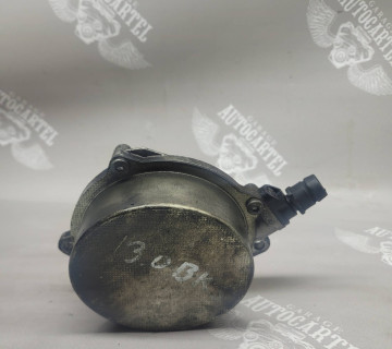 Вакуумний насос Audi A6 C6 3.0 TDI 057145100AC