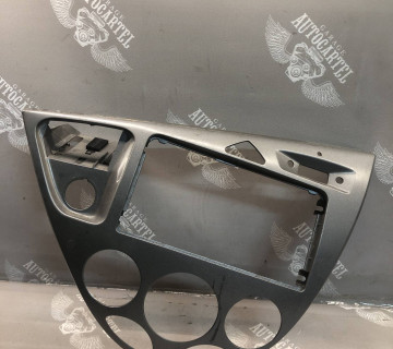 Центральна консоль ford focus mk1 98aba046a04