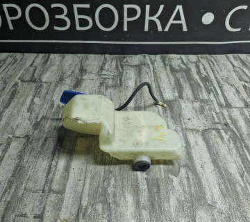 8e0955453aq Бачок омивача скла,фар Audi A4 B7 2004-2007