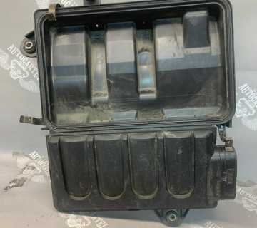 z66813z02 Впускний колектор Mazda 3 (BL) (2009 - 2013) 1.6 16V