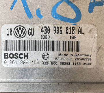 Блок керування двигуном ЕБУ ECU AUDI A4 B5 1.8 T 4B0906018AL