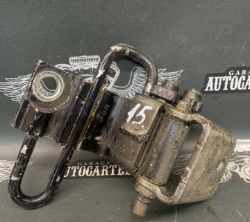7l0833412a Петля двері задньої правої Volkswagen Touareg (2003-2006)