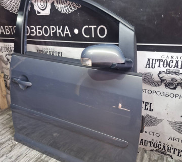 Дверка передня права Volkswagen Touran 2003—2015 21620300