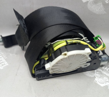 Ремінь безпеки передній правий Skoda Fabia 2 2007-2014 5j0857702b