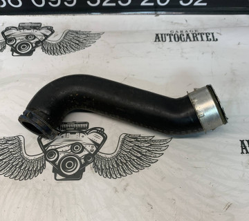 Патрубок інтеркулера Volkswagen Golf 4 Bora 1.9TDI 1j0145828d