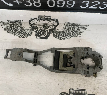 Ручка двері зовнішня передня ліва Skoda Fabia; Skoda Octavia; Skoda Octavia 2; Skoda Superb 6q0837885f
