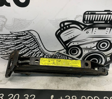 Домкрат для Audi Q7 (4L) 2005-2015 7l0011031h