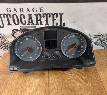 Щиток приладів VW Golf 5 1K0920853B