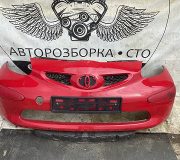 Бампер передній Toyota Aygo 21119712