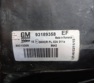 Фара передня права Opel Corsa D 07-11 93189358
