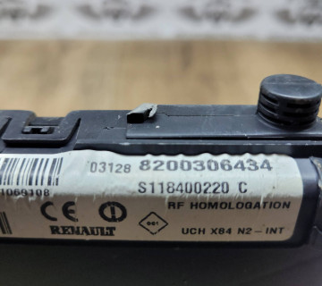 Блок комфорта Модуль UCH BSI Renault Megane II Scenic II 8200306434 S118400220