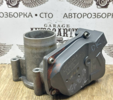 Дросельна заслонка Skoda Fabia 1.4i 03C133062B