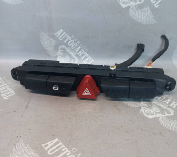 Блок кнопок аварійки,блок дверей в торпеду KIA CEED 2007-2012 93700-1h000