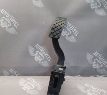 2q1723503 Падаль газа seat arona 6f9 1.6 tdi dgt 17