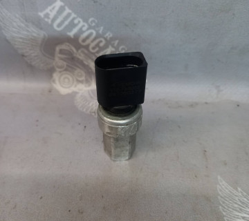 Датчик тиску кондиціонера VAG Octavia A5 VW Golf, Bora v10-73-0002
