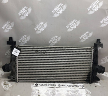 13267646 Радіатор інтеркуллера Opel Astra j