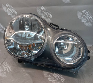 Фара права VW Polo 4 2001-2009 0301190202