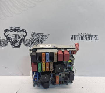 Блок запобіжників Fiat Punto 3 2005-2018 13687865