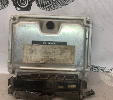 Блок керування двигуном Seat Leon Toledo 1.8 06a900032t