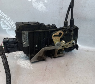 Замок дверки задньої правої Mercedes W163 ML a1637302235