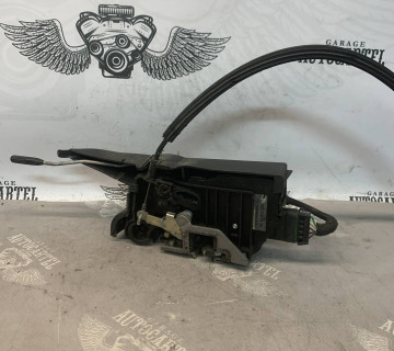 Замок передніх лівих дверей MERCEDES W163 a1637202535