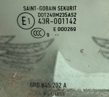 Скло двері праве перед Volkswagen Polo 6r0845202a, 43r001142