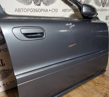 Двері передні праві Volvo V 50 L034