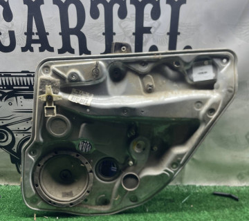 Склопідйомник задній правий VW GOLF 4 1j4839756a