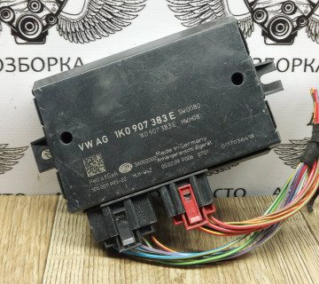 Блок керування фаркопом VW Golf V 1K0907383E
