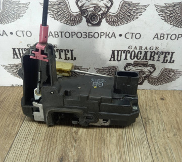 Замок дверки задній правий Оpel Astra Н,5 pin, 13128116