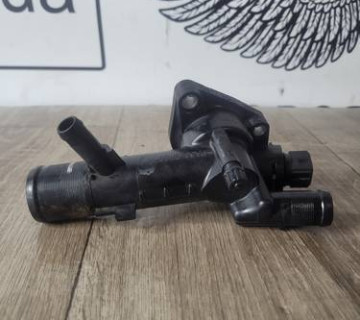 V702283C Корпус термостата Renault Kangoo 2 2003