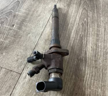 Форсунка Ford, Citroen, Peugeot. 2.0TDCi, 2.0HDi, 9657144580