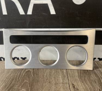 Рамка панелі кондиціонера Vw passat b6 3C0863100