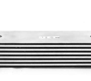 Інтеркулер NRF 30317 BMW 5 Series 17517787446, 17517795823, 17514710783