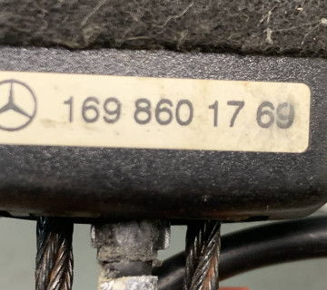 Замок ременя передній Mercedes w169 1698601769