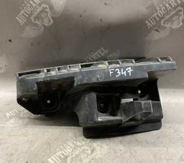 Кронштейн кріплення бампера лівий зад Volvo C70 Volvo S60 08693388