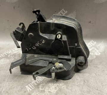 Замок передніх лівих дверей BMW 3 E46 82534310