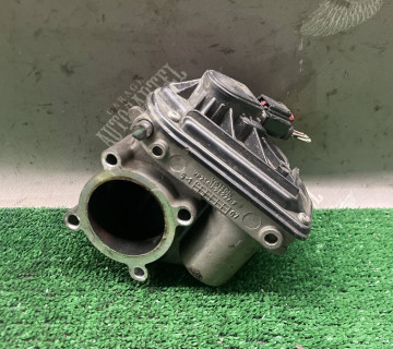 Дросельна заслінка Ford Focus 2 1.6-1.8 16V vp4f9u-9e928-bc
